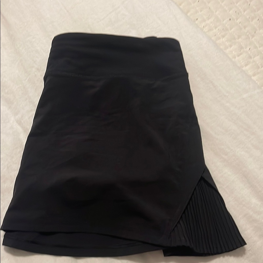 Lululemon Athletica Black Skirt Size 8 EUC